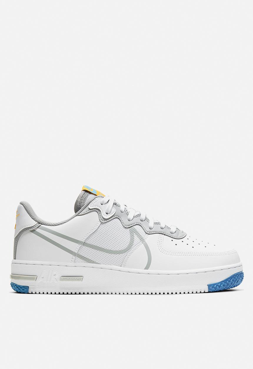 Nike - Air Force 1 react - white / lt smoke grey-university gold