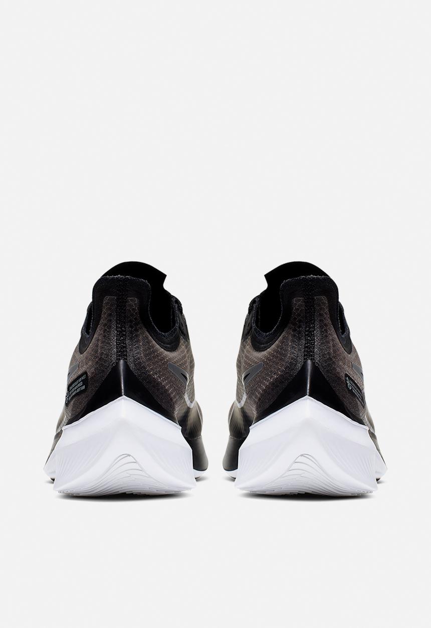 Nike - Zoom Gravity - black / metallic silver-wolf grey-white