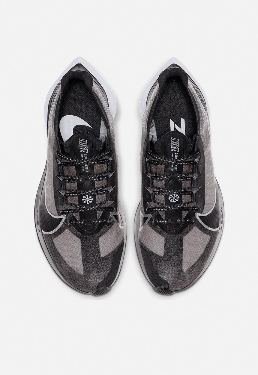 Nike - Zoom Gravity - black / metallic silver-wolf grey-white