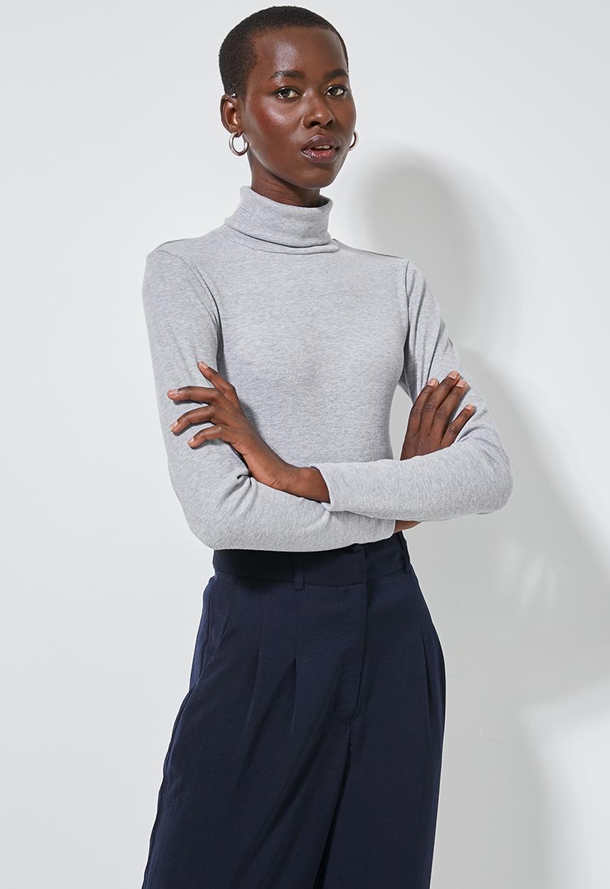 Superbalist - Stretch rib polo neck top - grey 