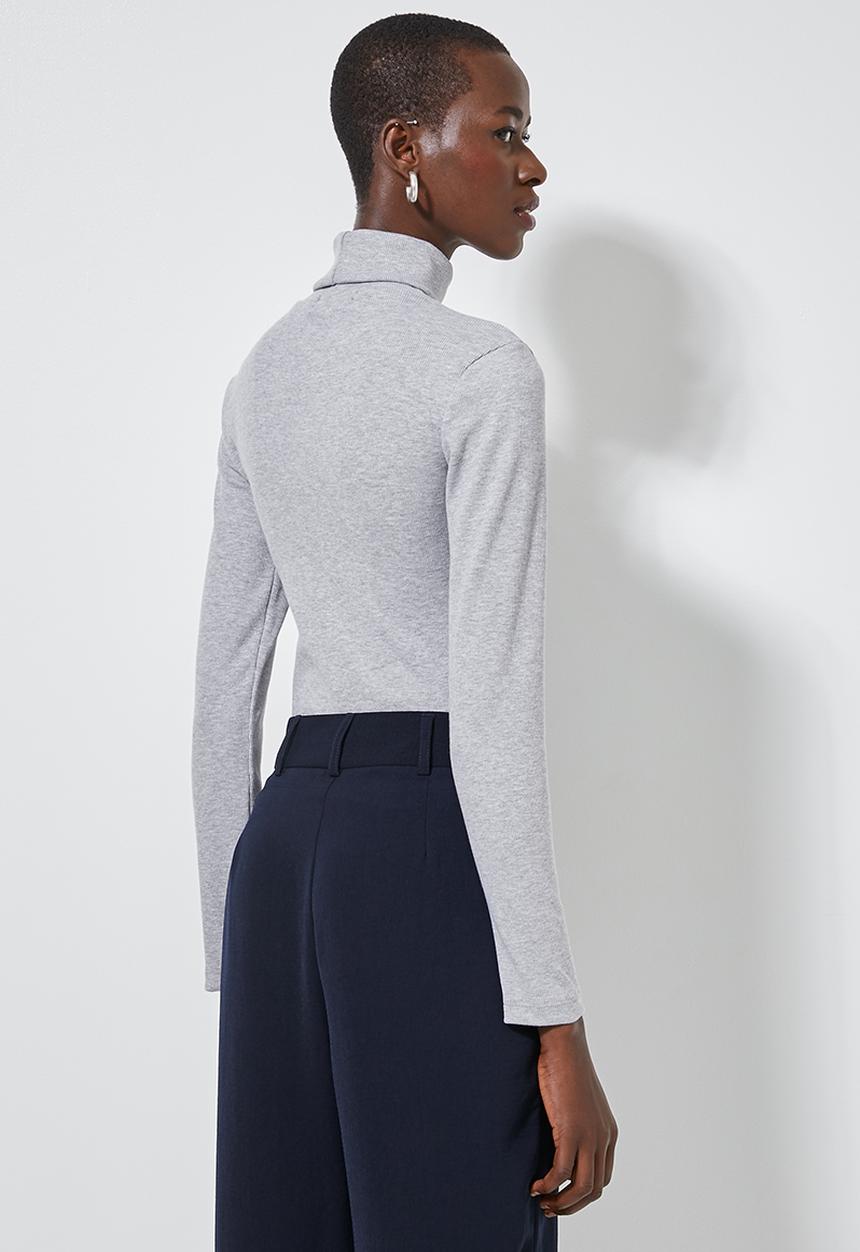 Superbalist - Stretch rib polo neck top - grey 
