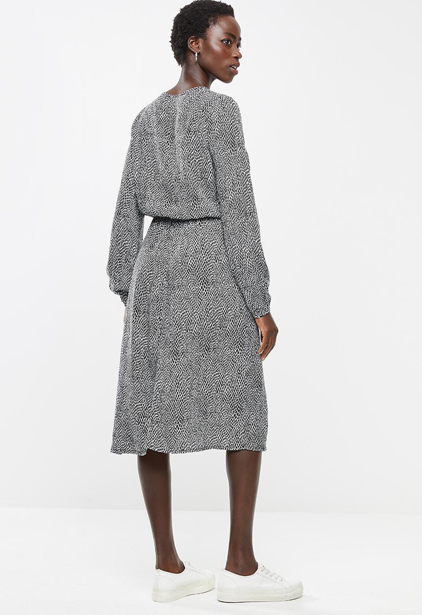 edit - Long sleeve neck tie peasant swing dress - black & white 