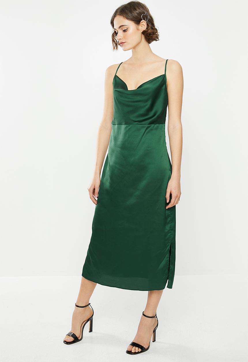 Missguided - Cowl cami slip dress satin - green