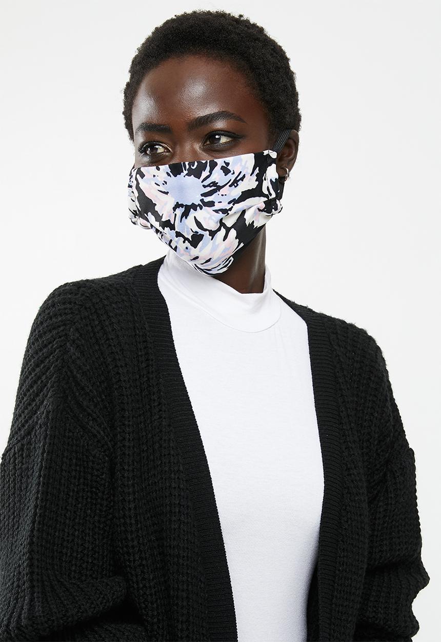 Superbalist - 2 Pack fabric mask - abstract floral & black