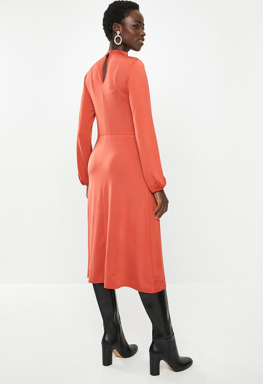 edit - Long sleeve balloon sleeve fit & flare - rust