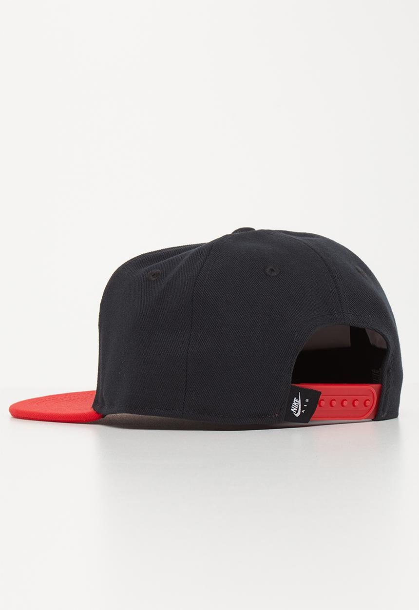 Nike - Nan nsw nike air flat brim - black