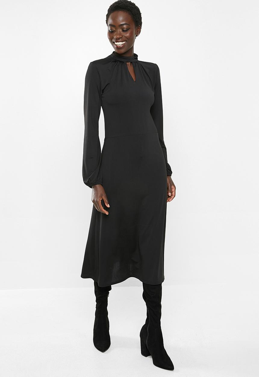 edit - Long balloon sleeve fit & flare dress - black