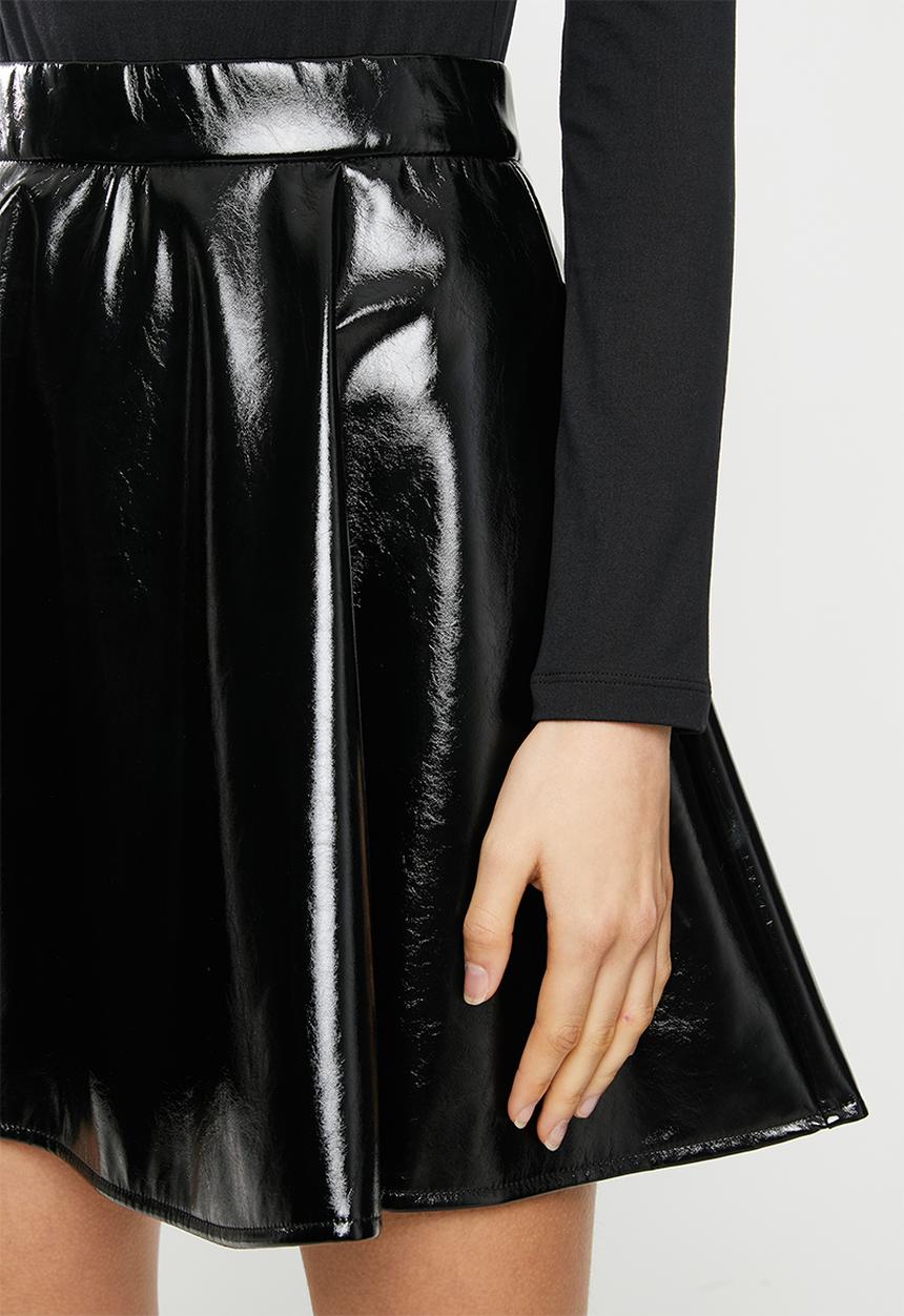 Blake - Vinyl skater mini skirt - black