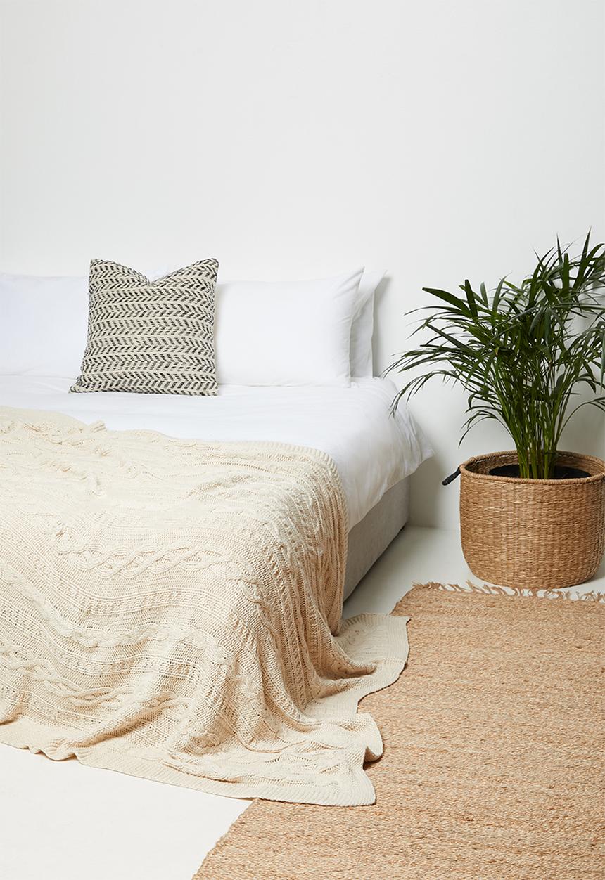 Sixth Floor - Ida throw - cream