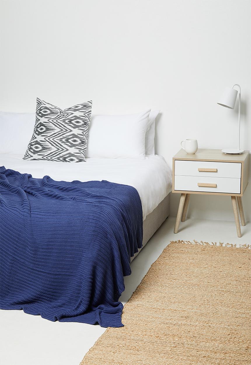 Sixth Floor - Knitted throw - navy