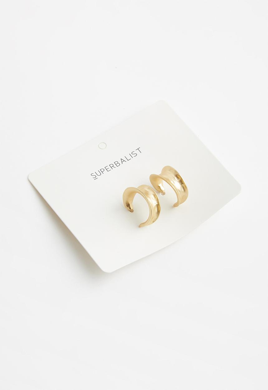 Superbalist - Lucie earrings - gold