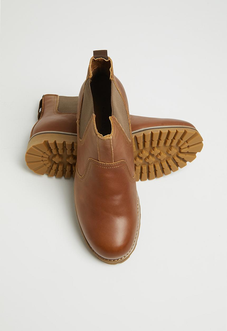 JEEP - Heavy cleat leather chelsea boot - tan