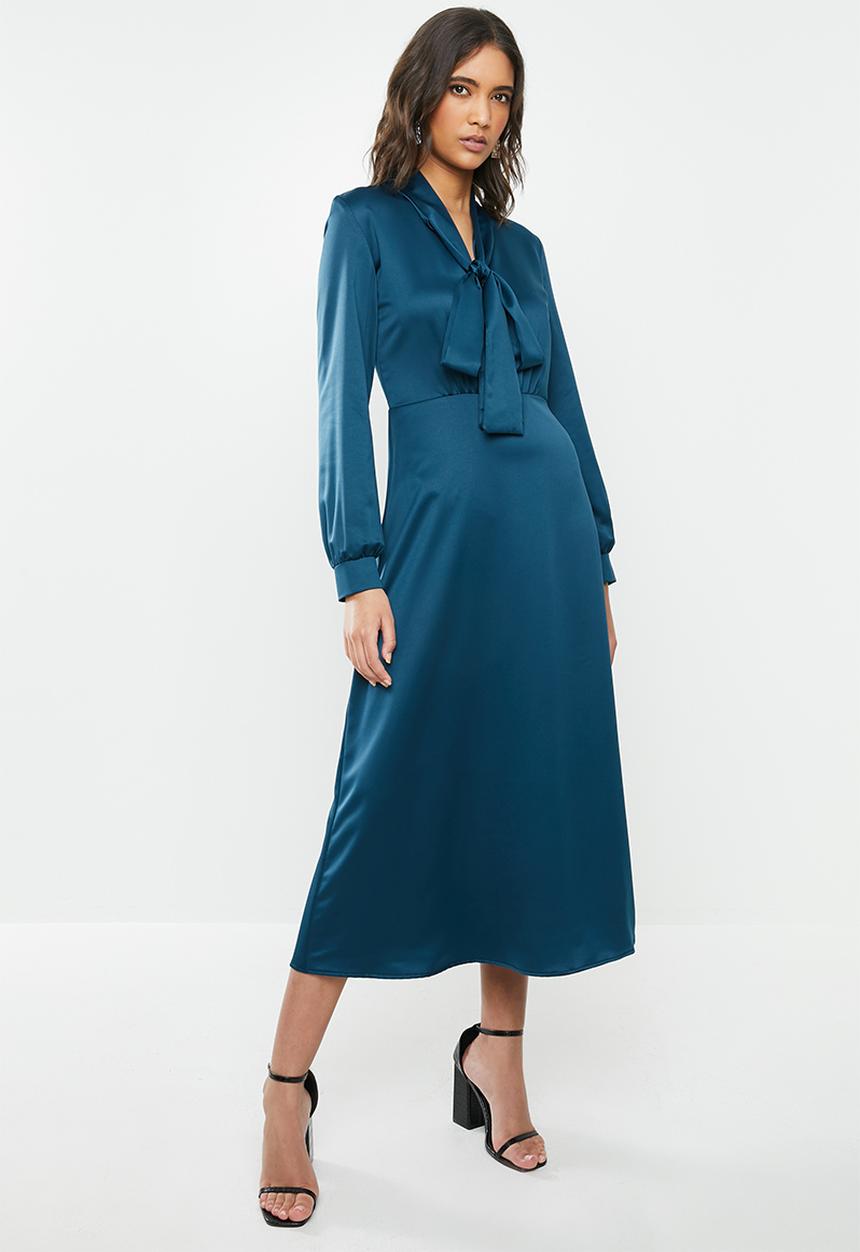 VELVET - Satin kittybow fit and flare dress-ash blue