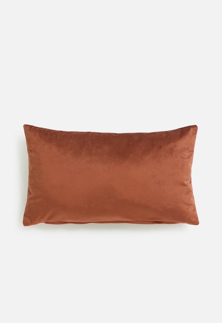 Hertex Haus - Outdoor velvet cushion cover - nutmeg