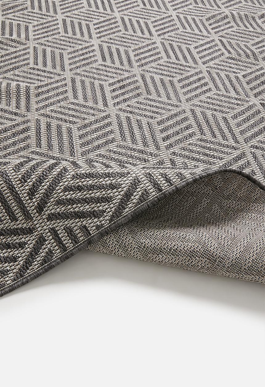 Hertex Haus - Hextic woven outdoor rug - flint