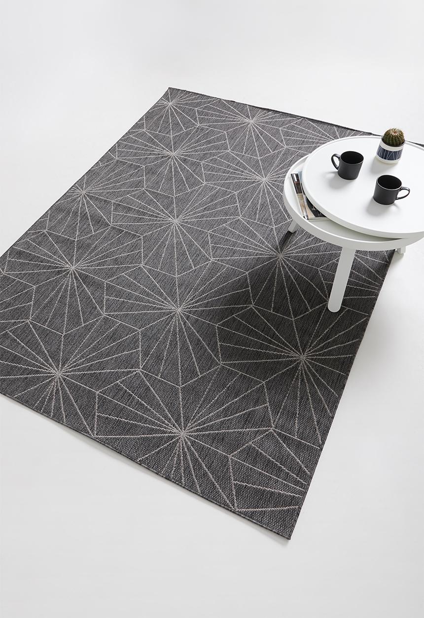 Hertex Haus - Hexter woven outdoor rug - gunmetal