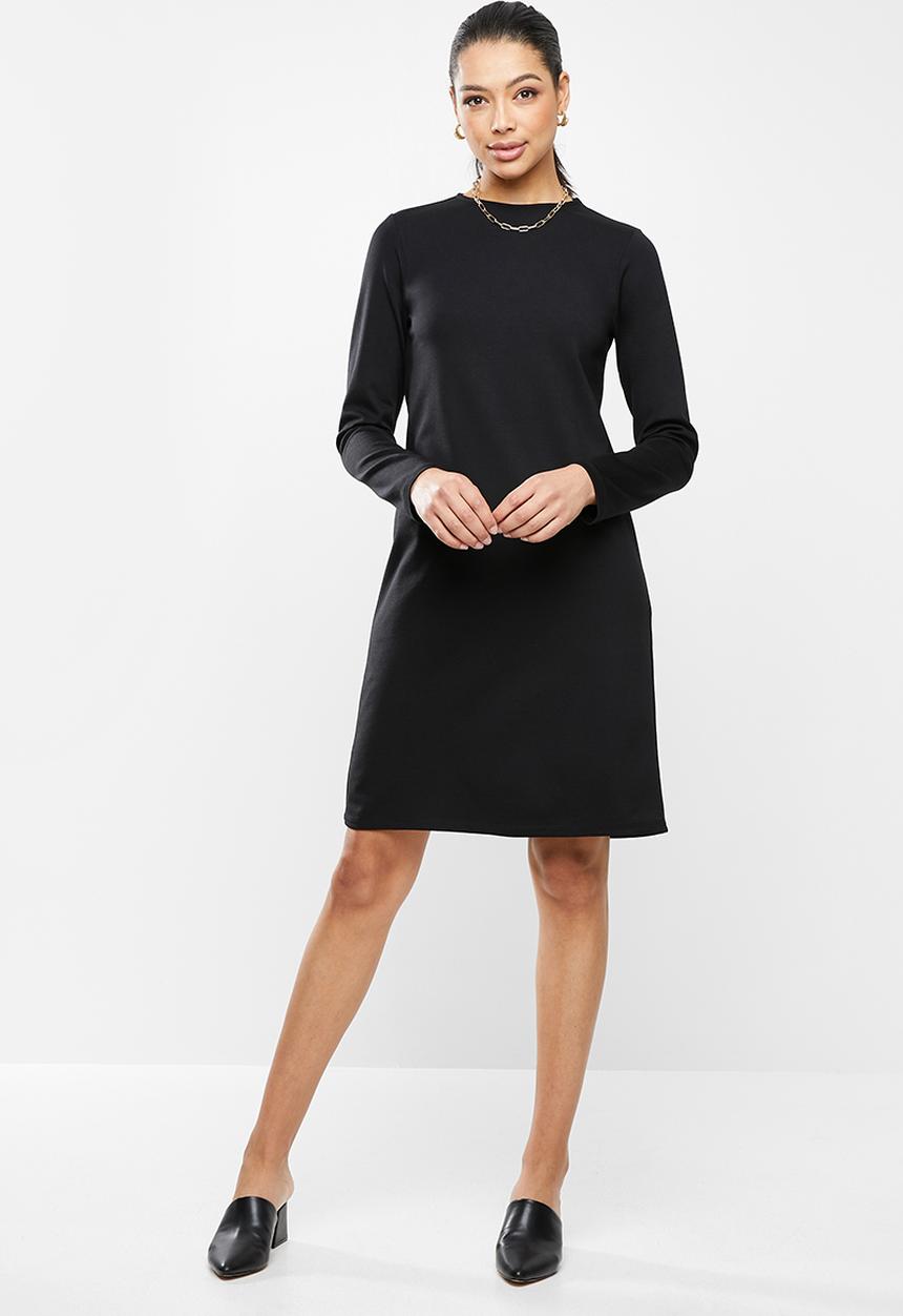 edit - Slashneck shift dress - black
