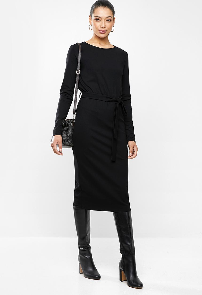 edit - Waisted midi tee dress - black