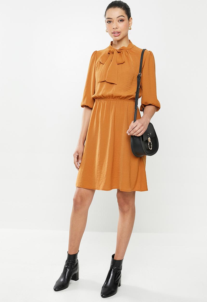 edit - Kitty bow fit & flare dress - rust