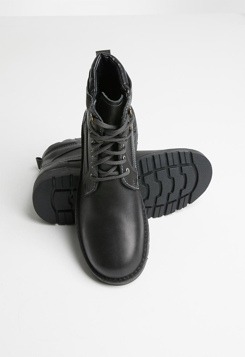 Grasshoppers - Urban boot - black