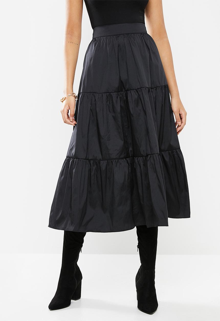 VELVET - Tiered midi skirt - black