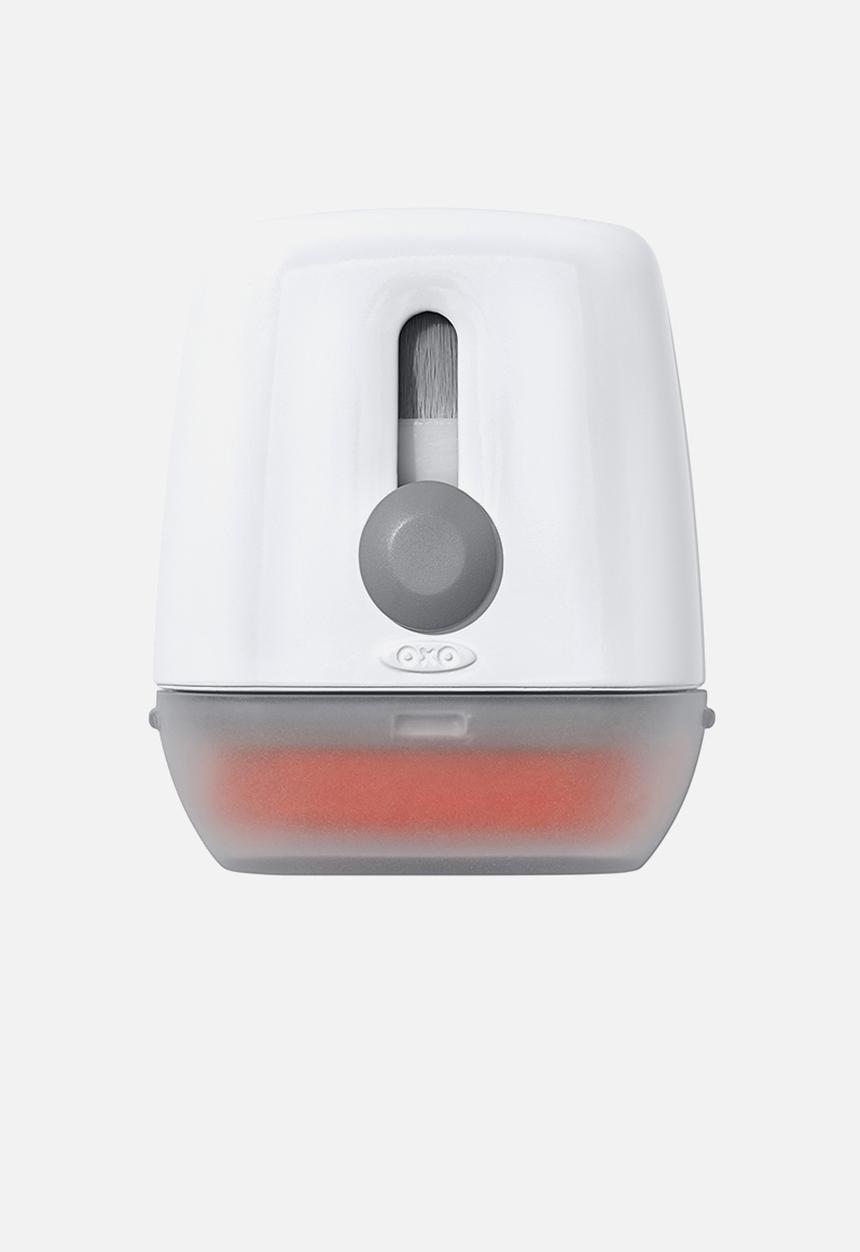 OXO - Sweep & swipe laptop cleaner