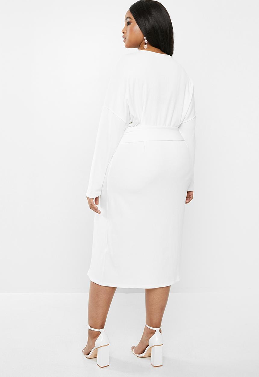 Glamorous - Plus long sleeve belted dress with front slit - white