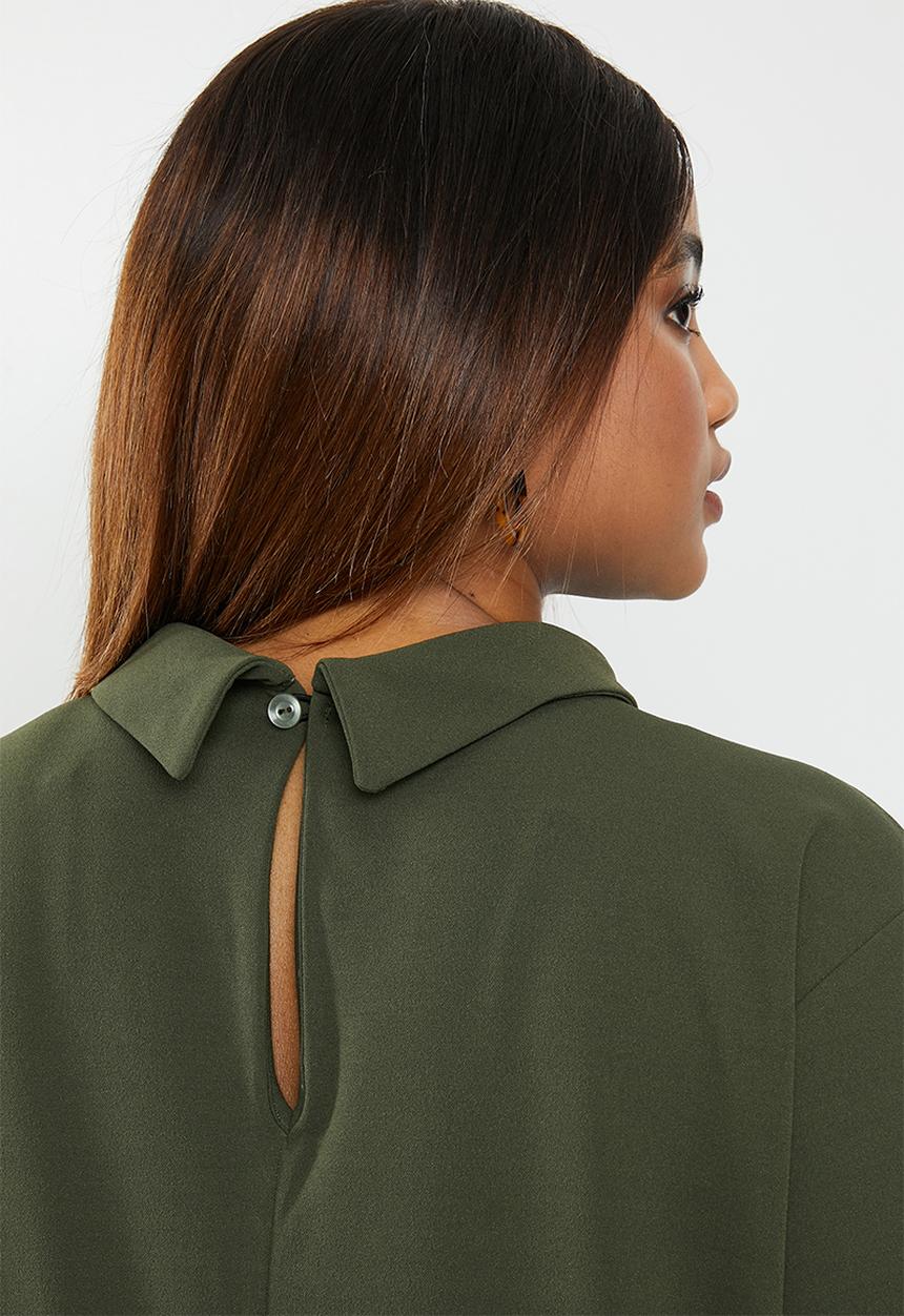 edit Plus - Flute collar shift dress - khaki