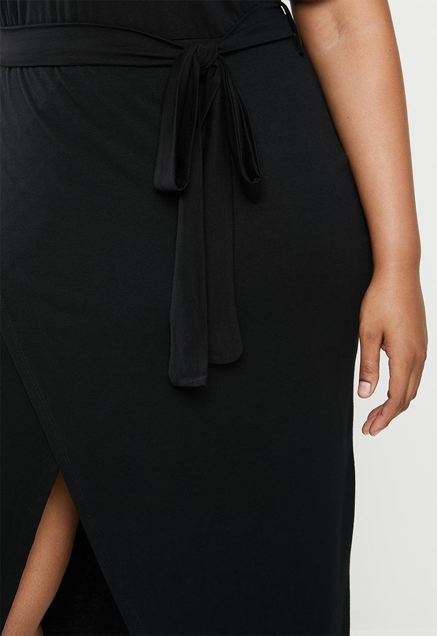 edit Plus - Easy wrap dress - black