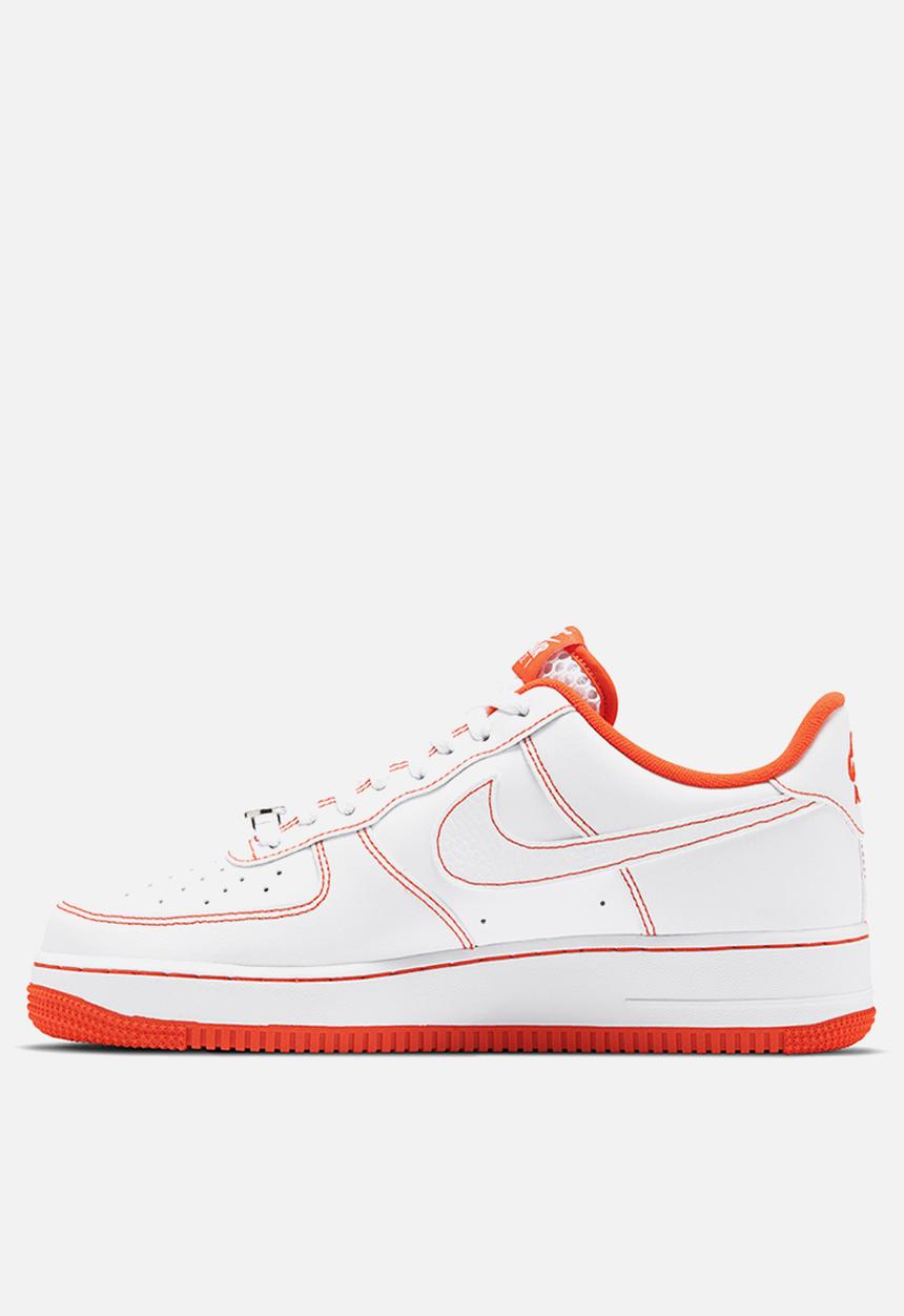 Nike - Air Force 1 '07 LV8 - white & team orange-black