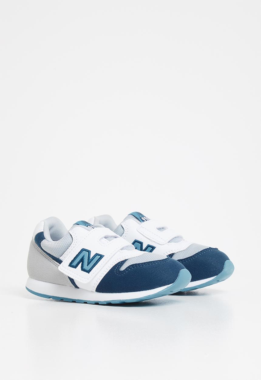 New Balance  - Infants iz996 v2 sneaker - cadet blue