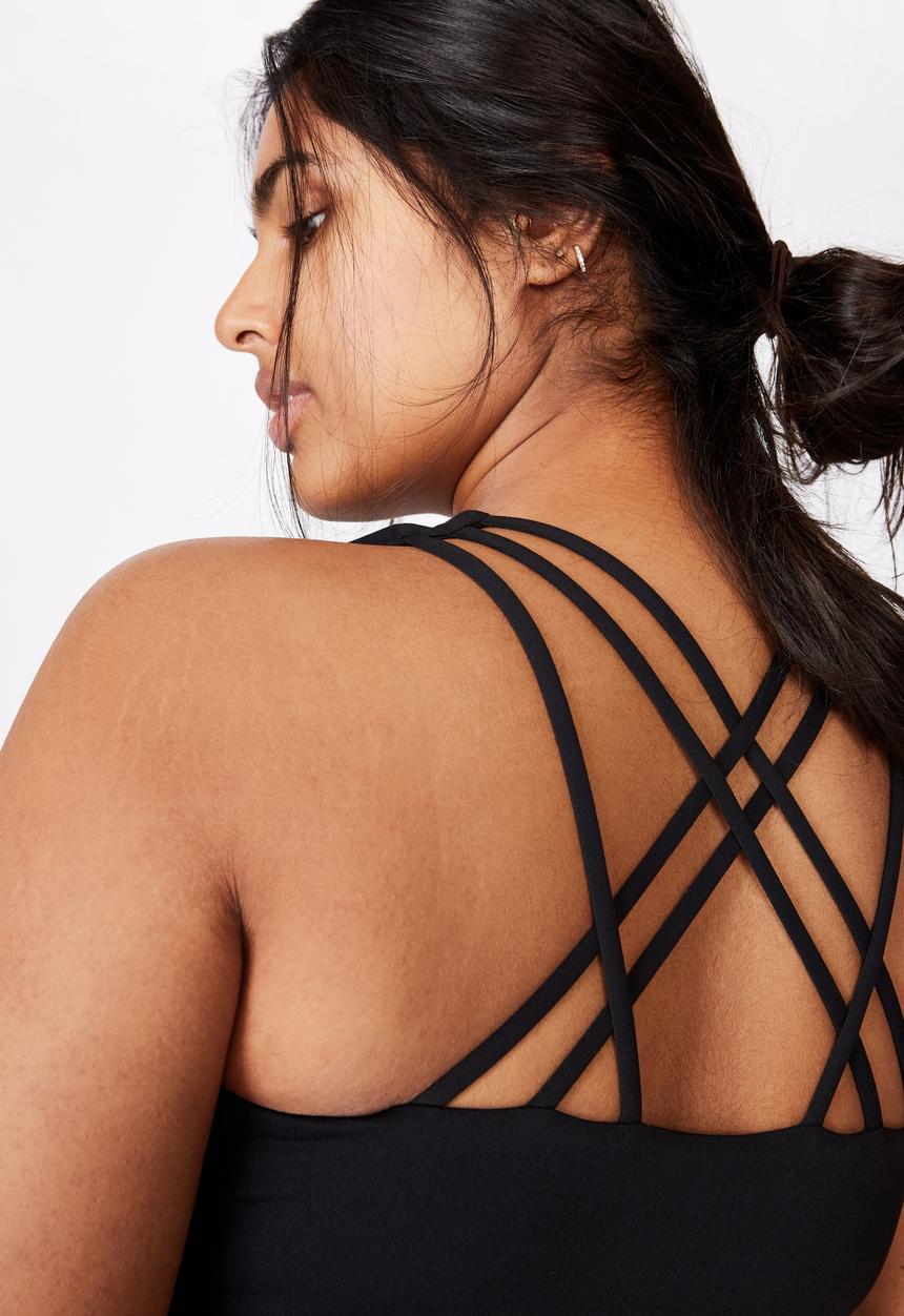 Cotton On - Curve strappy sports crop - black