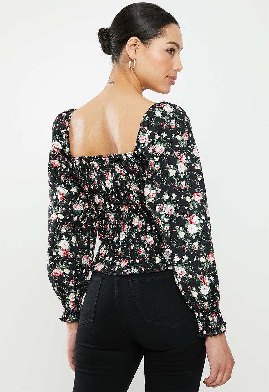 Missguided - Shirred body puff sleeve milkmaid top rose print - black