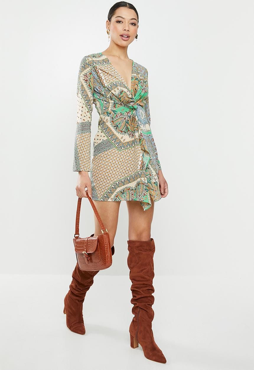 Missguided - Scarf print twist front mini dress - green