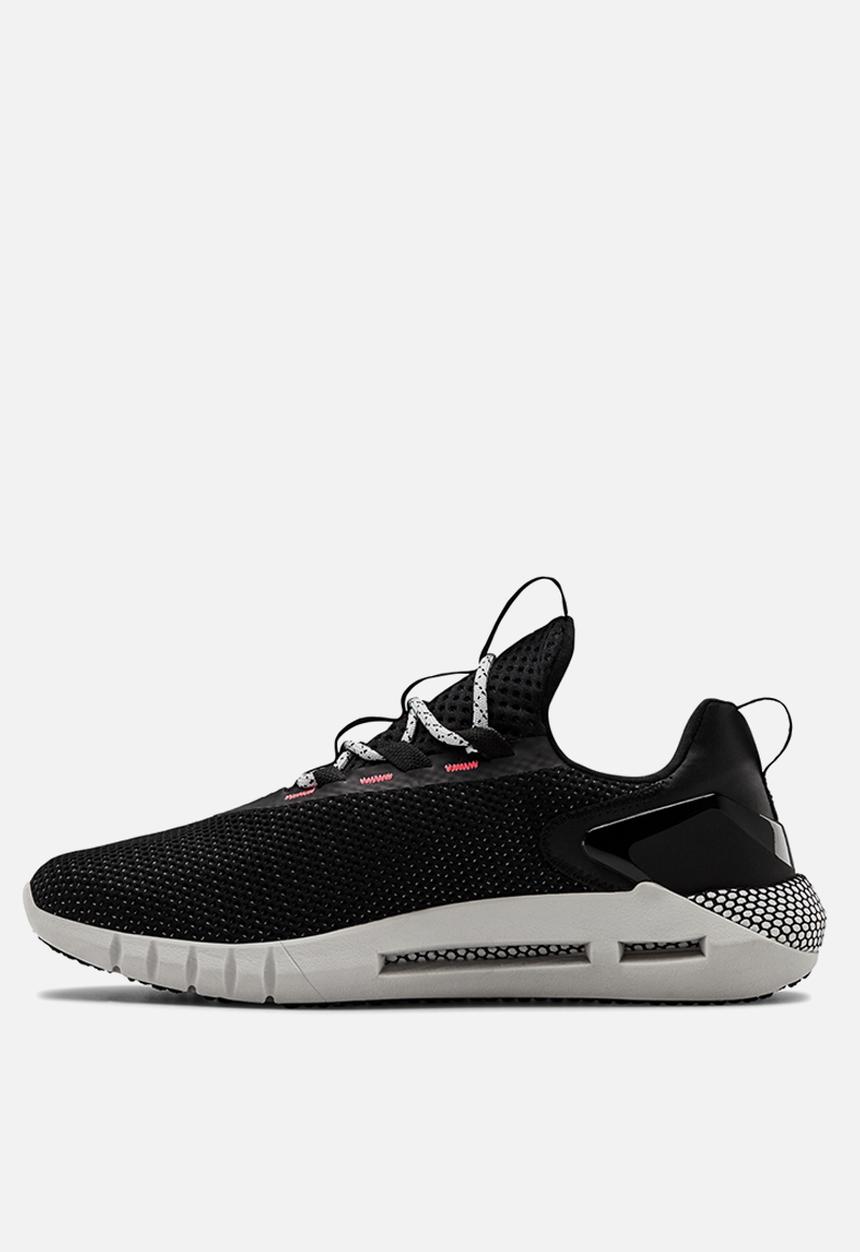 Under Armour - UA hovr strt - black