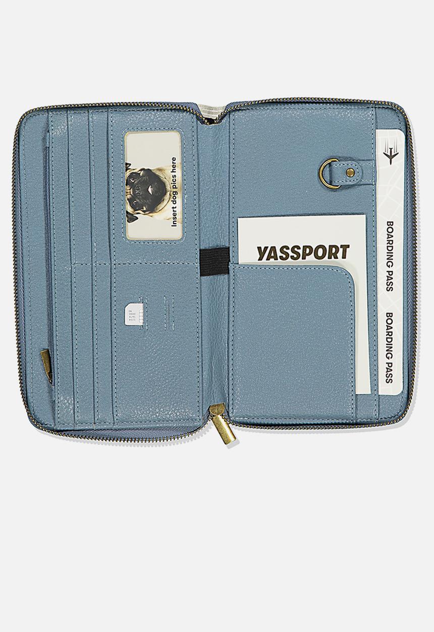 Typo - Rfid odyssey travel compendium - light grey