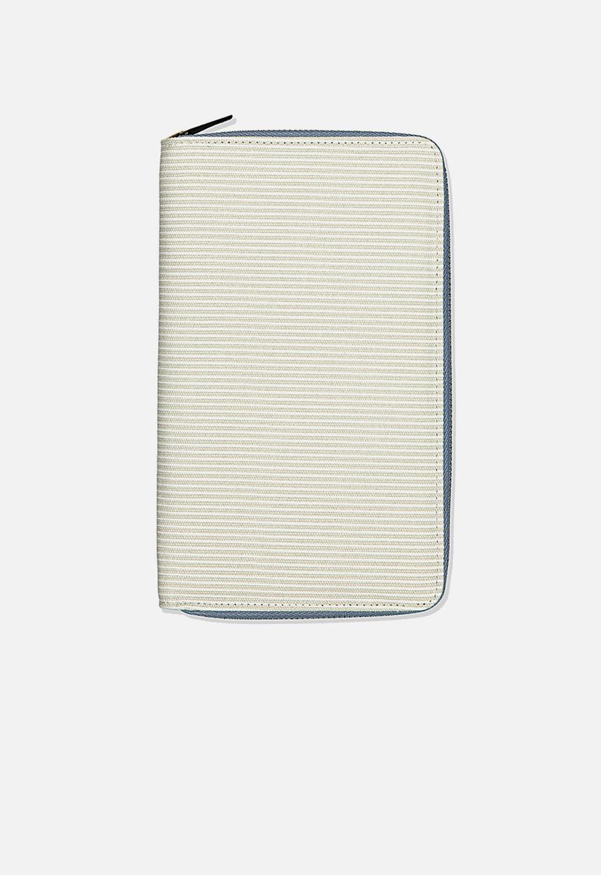 Typo - Rfid odyssey travel compendium - light grey