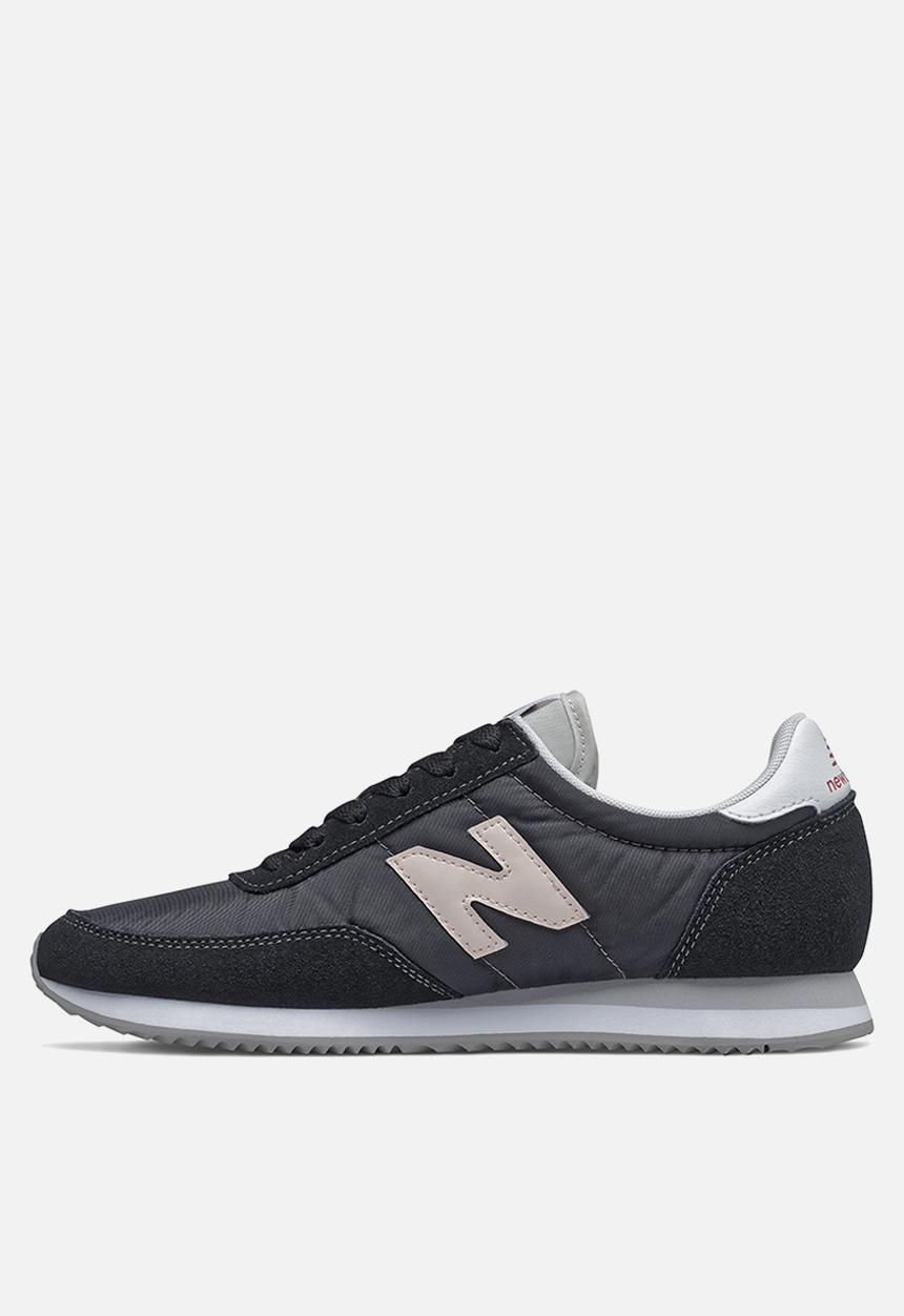 New Balance  - Classic 720 - black