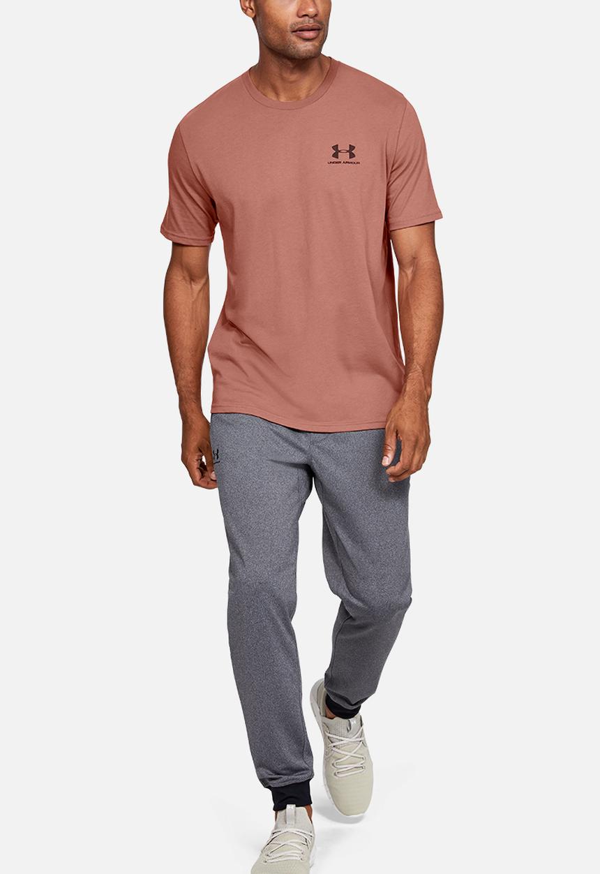 Under Armour - Sportstyle left chest short sleeve tee - cedar brown