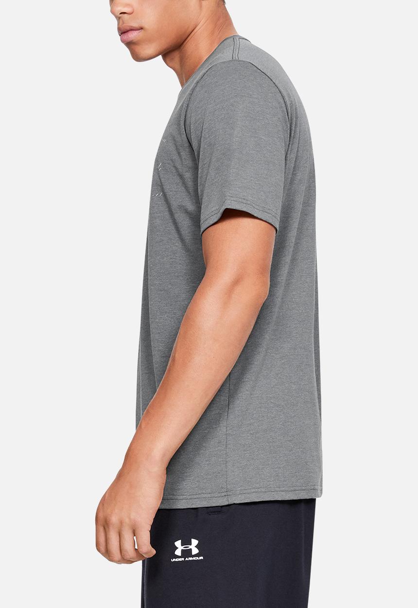 Under Armour - Under Arm fast left chest short sleeve tee - pitch grey medium heather