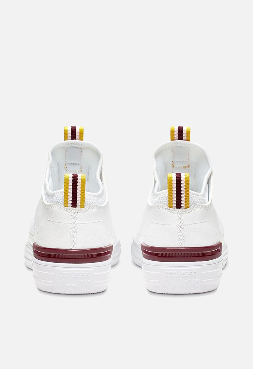 Converse - Chuck Taylor All Star ultra leather and mesh - white & team red