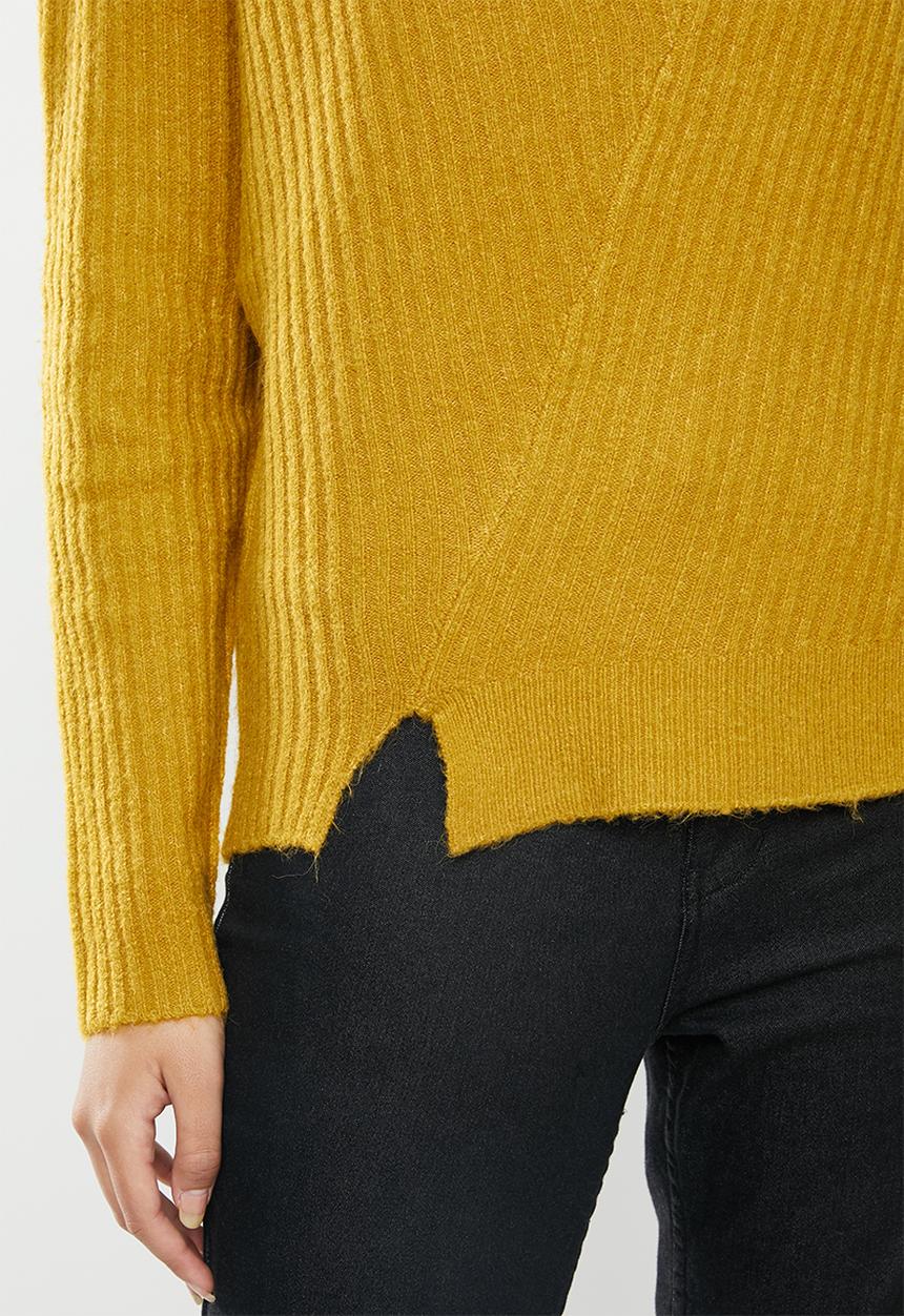 GUESS - Long sleeve Alivia rib asymetrical sweater - yellow