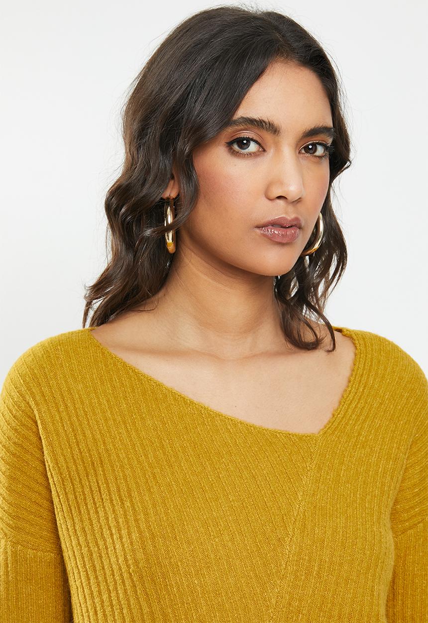 GUESS - Long sleeve Alivia rib asymetrical sweater - yellow