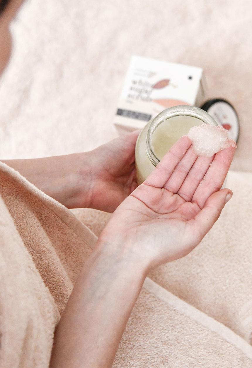 Naturals Beauty - White Sugar Scrub