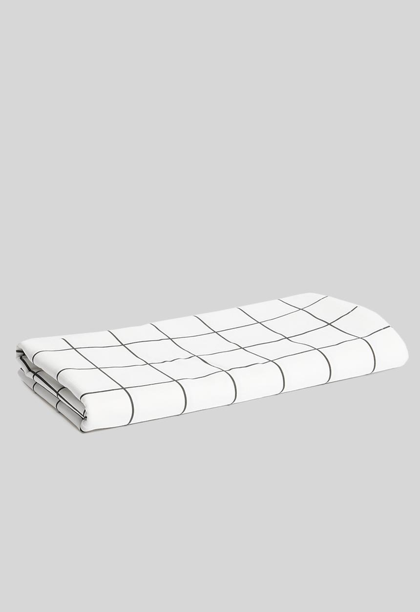 Sixth Floor - Check-in table cloth - white