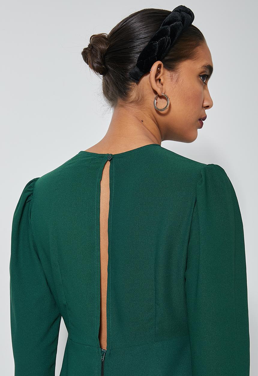 Superbalist - Round neck dress with key hole - green