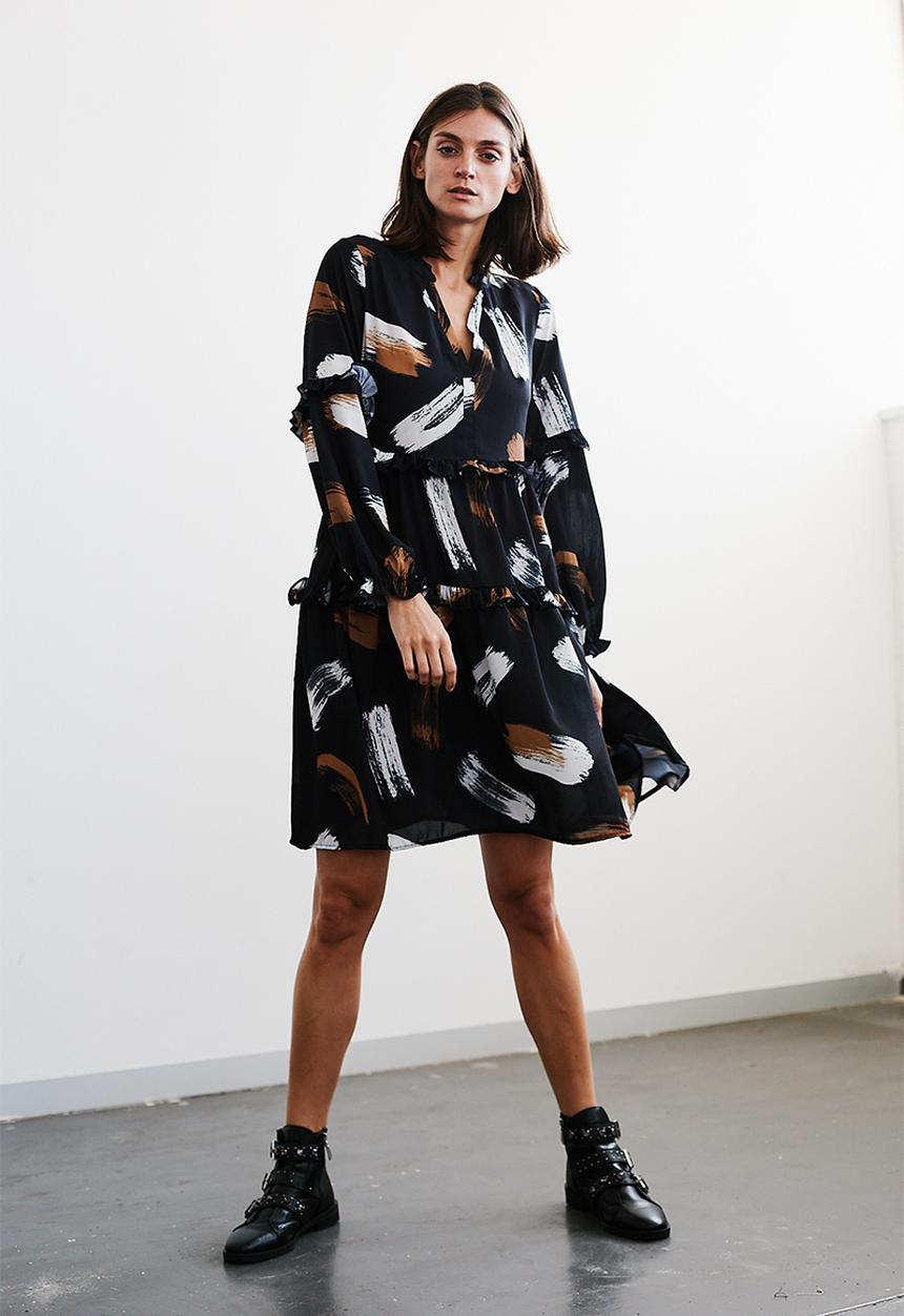 Me&B - Brushstroke prairie dress - multi