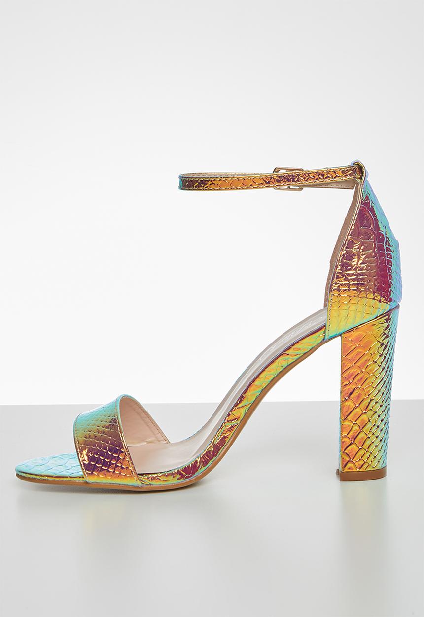 Miss Black - Cosmopolitan heel - gold