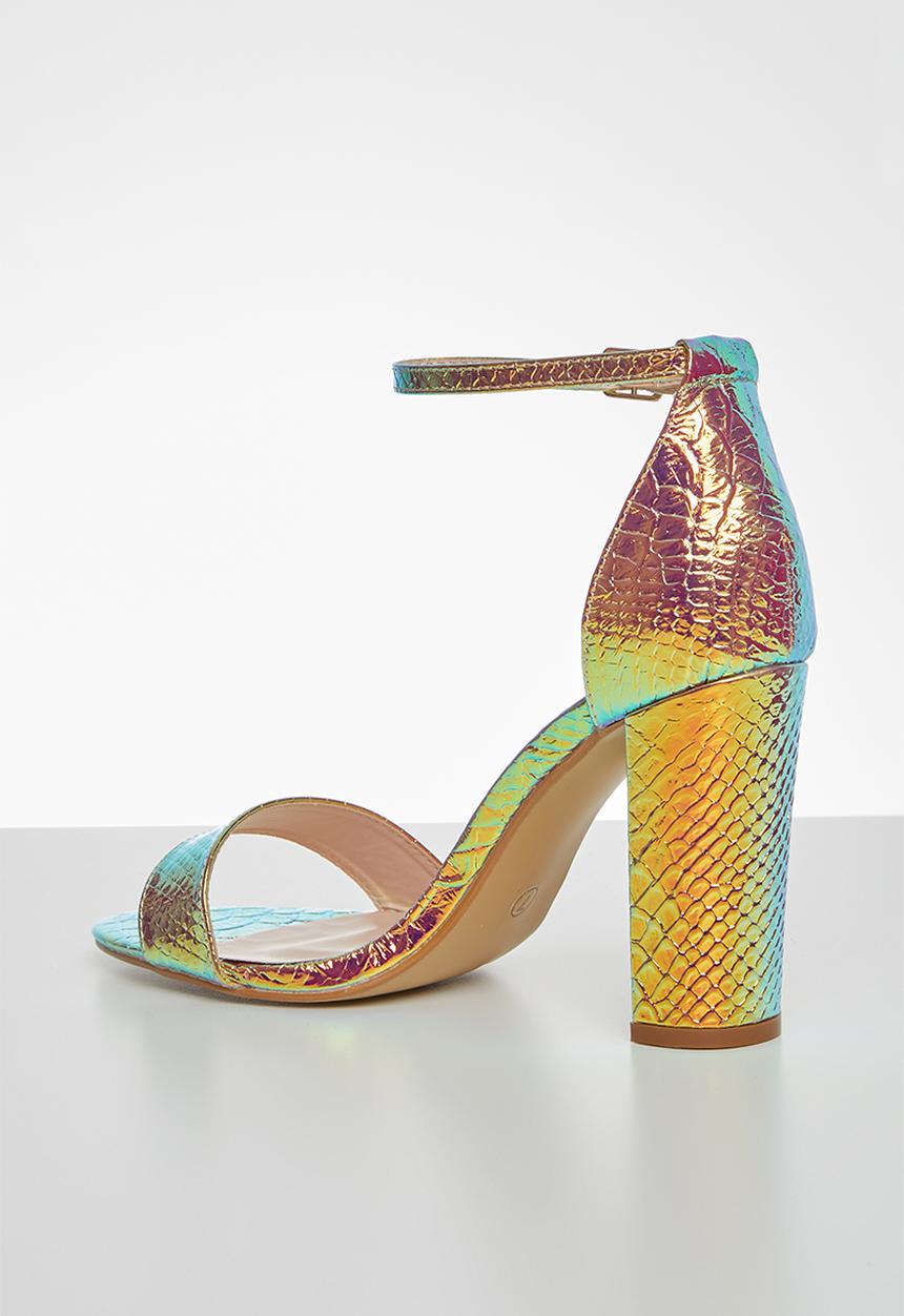Miss Black - Cosmopolitan heel - gold