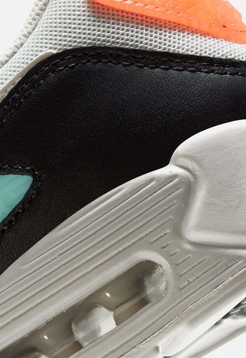 Nike - Air Max 90 - light bone / hyper crimson / black / sail